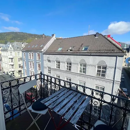 Apartment In The Center Of Bergen Exterior photo